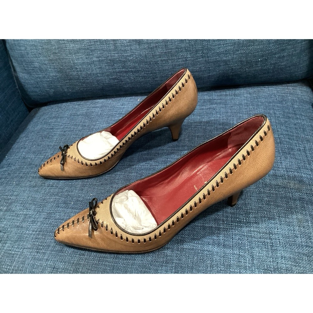 Prada leather vintage heels pump 37 Beautiful Shoes